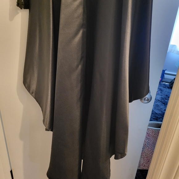 Beautiful Prom Dress - Picture 4 of 4